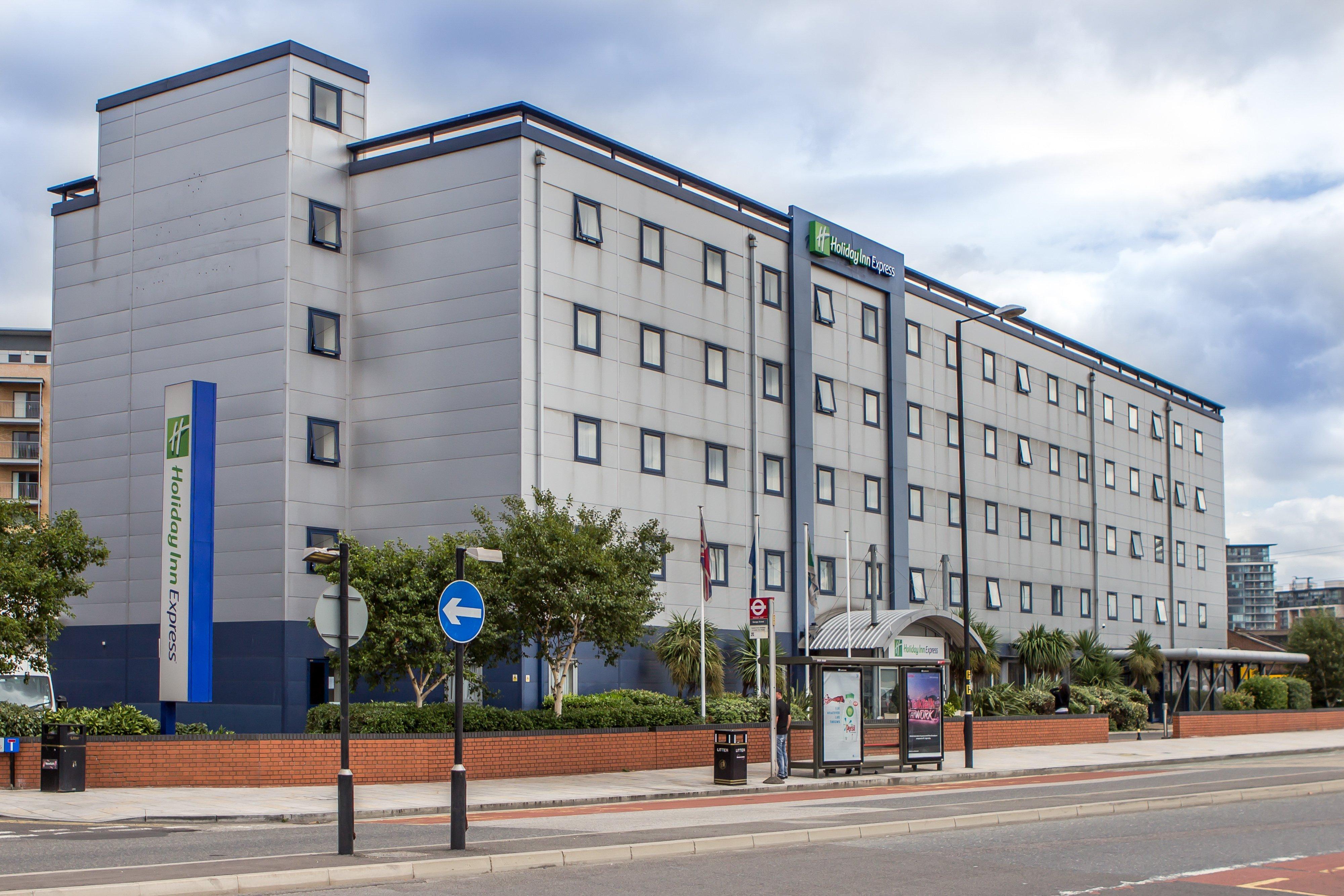 Holiday Inn Express Royal Docks By Ihg Лондон Екстер'єр фото