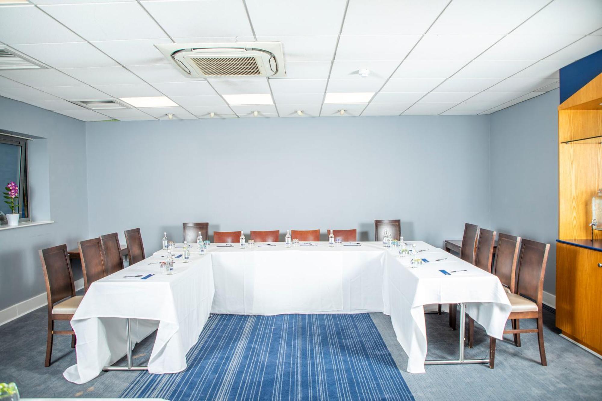Holiday Inn Express Royal Docks By Ihg Лондон Екстер'єр фото
